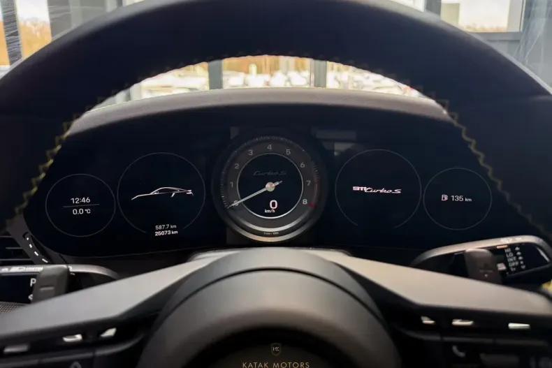 Porsche 911 din 2023 cu 24.990 km - oferta POR174998 - foto 21