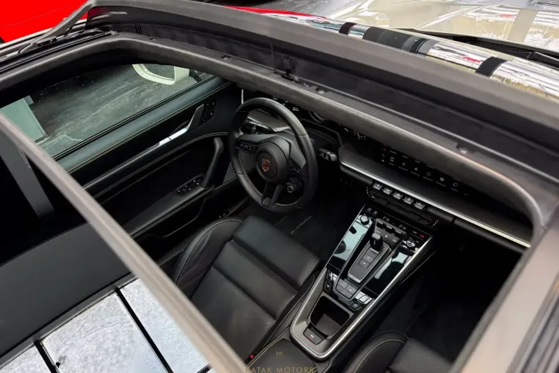 Porsche 911 din 2023 cu 24.990 km - oferta POR174998 - foto 30