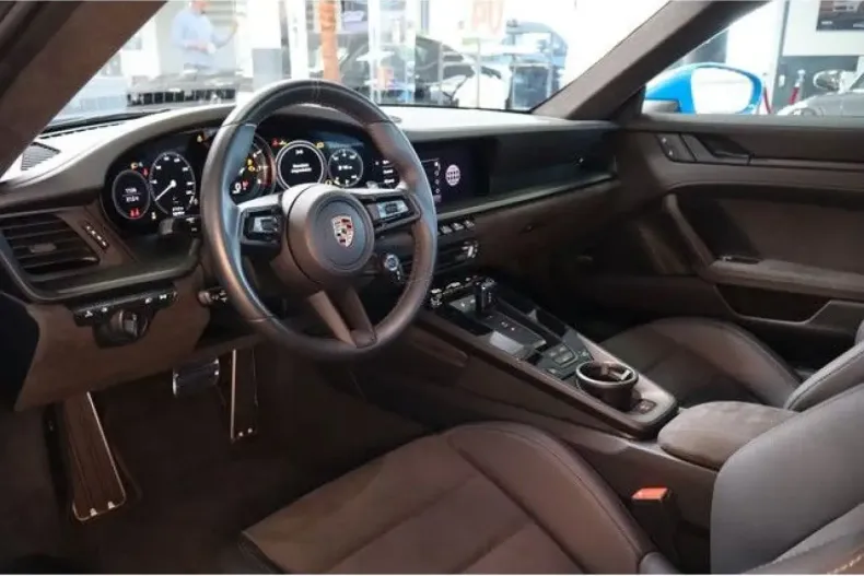 Porsche 911 din 2023 cu 14.737 km - oferta POR174999 - foto 9