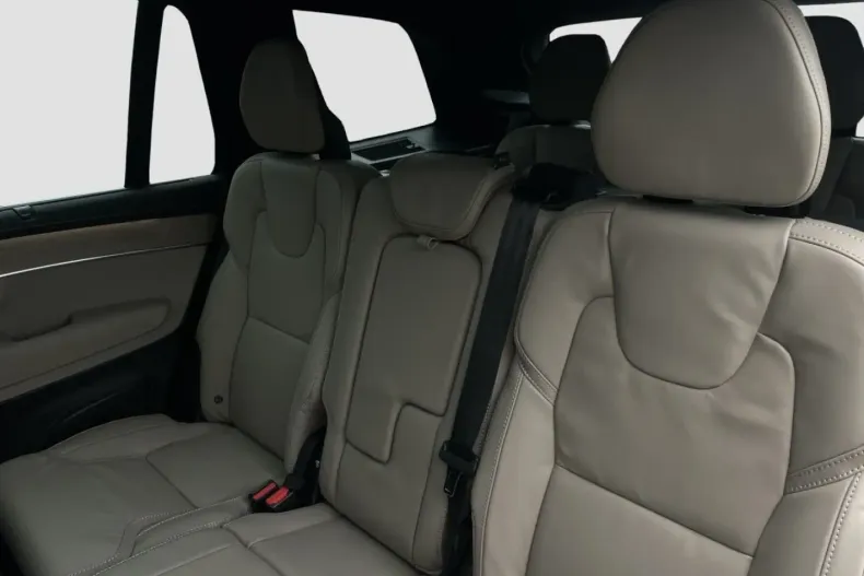 Volvo XC90 din 2025 cu 12.000 km - oferta VOL175000 - foto 14