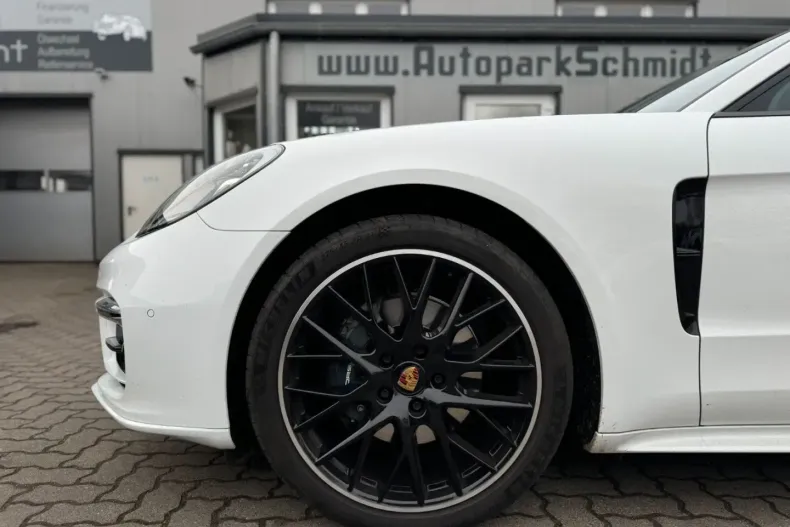 Porsche Panamera din 2023 cu 10.000 km - oferta POR175001 - foto 9