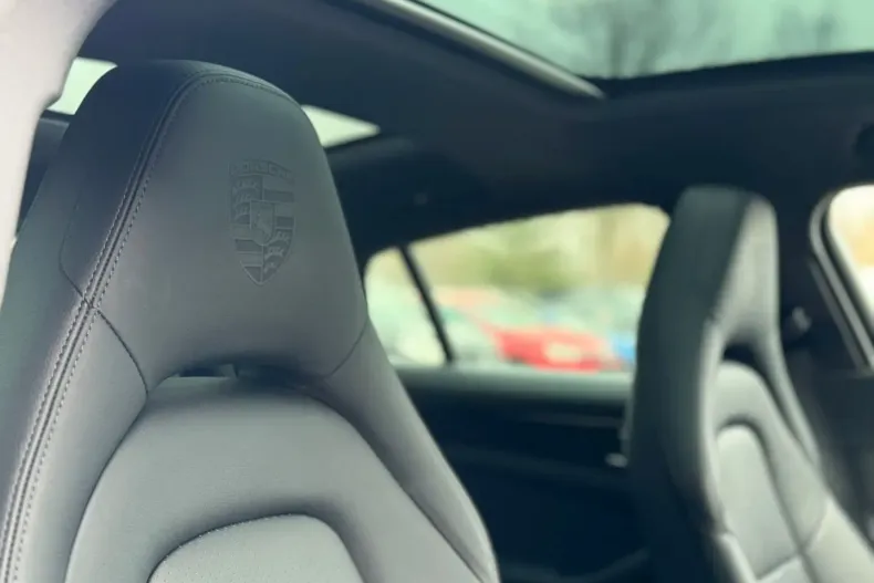 Porsche Panamera din 2023 cu 10.000 km - oferta POR175001 - foto 11