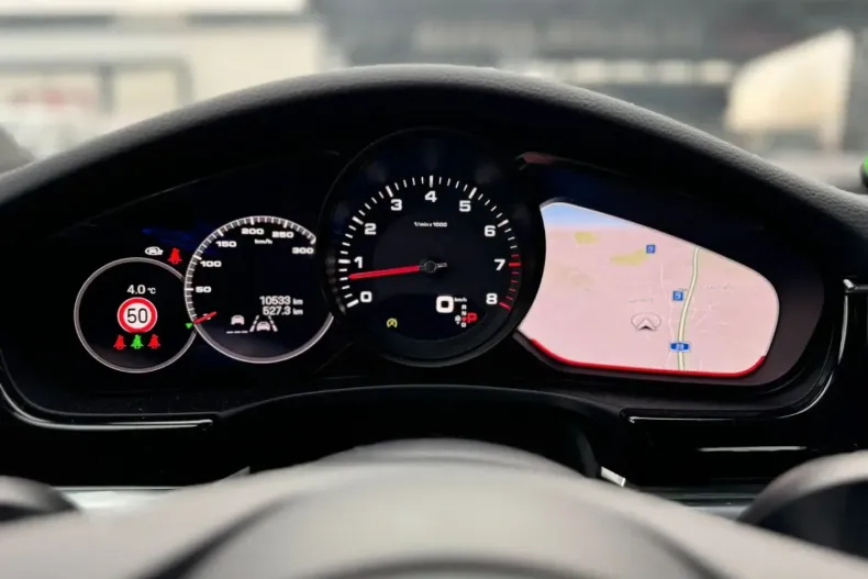 Porsche Panamera din 2023 cu 10.000 km - oferta POR175001 - foto 18