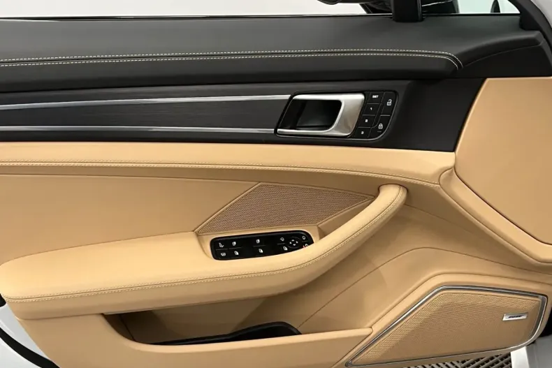 Porsche Panamera din 2024 cu 28.800 km - oferta POR175003 - foto 18