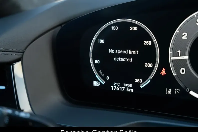 Porsche Panamera din 2024 cu 17.600 km - oferta POR175005 - foto 19