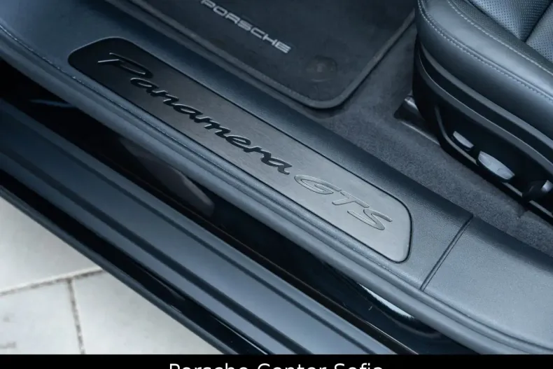 Porsche Panamera din 2024 cu 17.600 km - oferta POR175005 - foto 36
