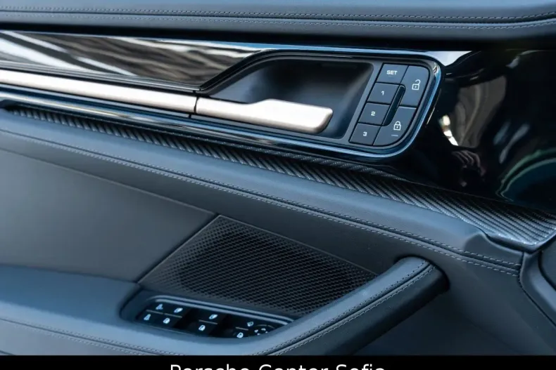 Porsche Panamera din 2024 cu 17.600 km - oferta POR175005 - foto 40