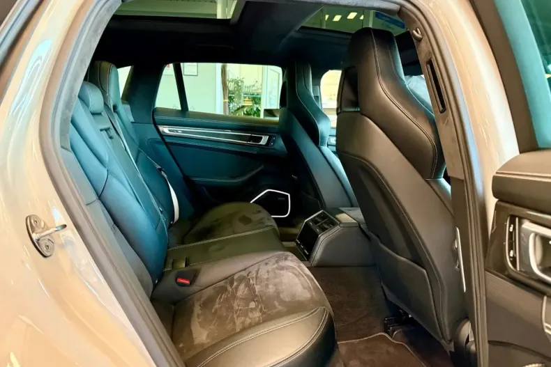 Porsche Panamera din 2022 cu 71.989 km - oferta POR175006 - foto 12