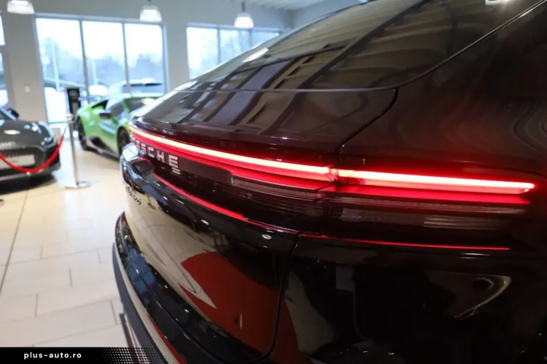 Porsche Macan din 2025 cu 4.312 km - oferta POR175010 - foto 6