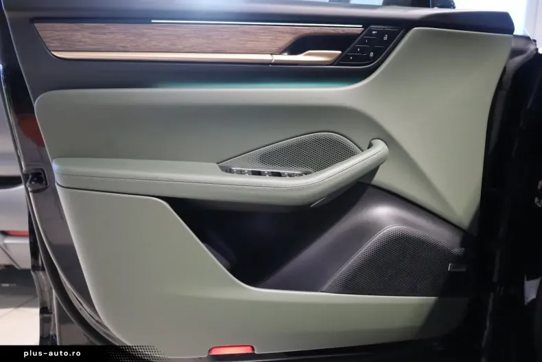 Porsche Macan din 2025 cu 4.312 km - oferta POR175010 - foto 11