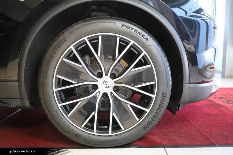 Porsche Macan din 2025 cu 4.312 km - oferta POR175010 - foto 37