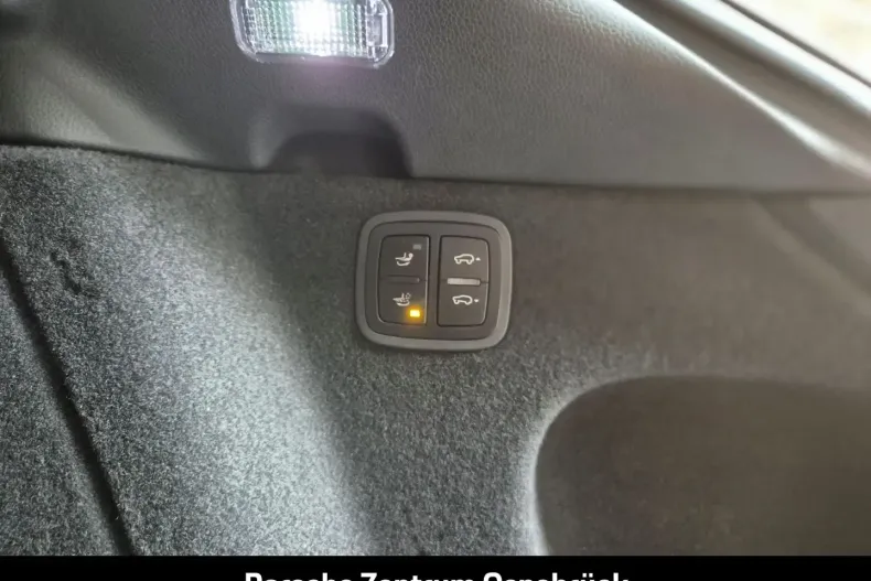 Porsche Macan din 2023 cu 50.900 km - oferta POR175015 - foto 31