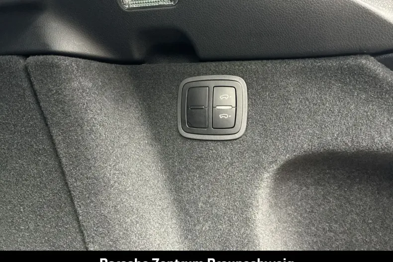 Porsche Macan din 2023 cu 34.999 km - oferta POR175018 - foto 30