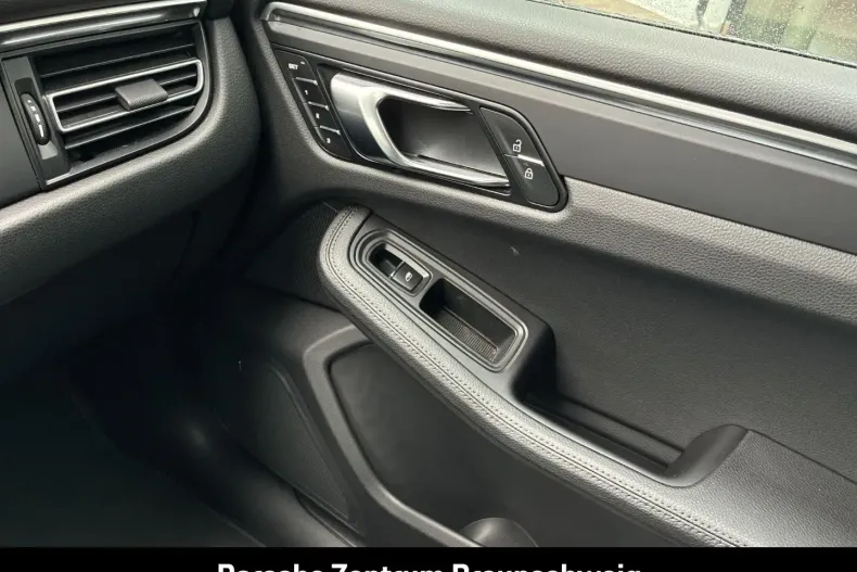 Porsche Macan din 2023 cu 34.999 km - oferta POR175018 - foto 32