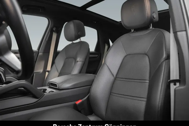 Porsche Cayenne din 2022 cu 44.990 km - oferta POR175023 - foto 6