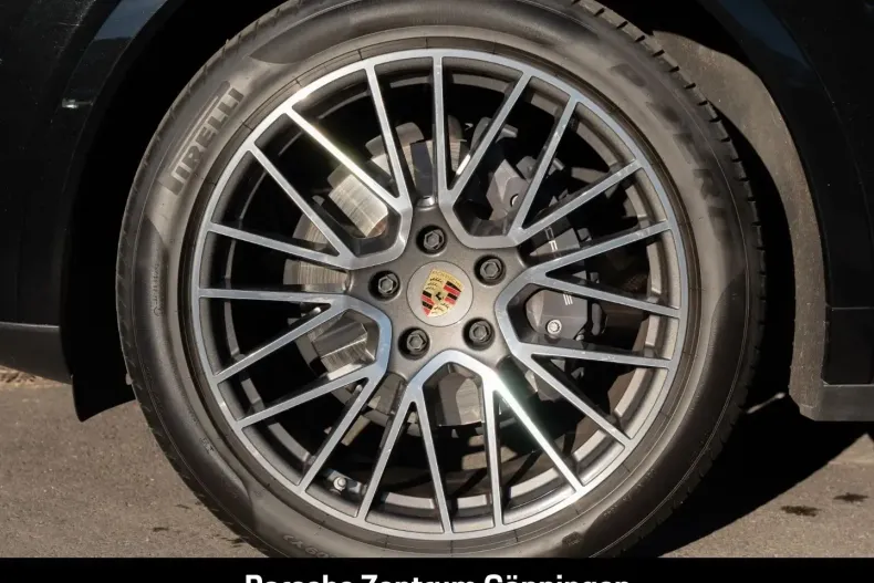 Porsche Cayenne din 2022 cu 44.990 km - oferta POR175023 - foto 13