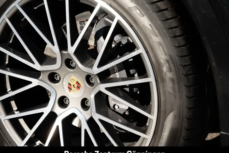 Porsche Cayenne din 2022 cu 44.990 km - oferta POR175023 - foto 14