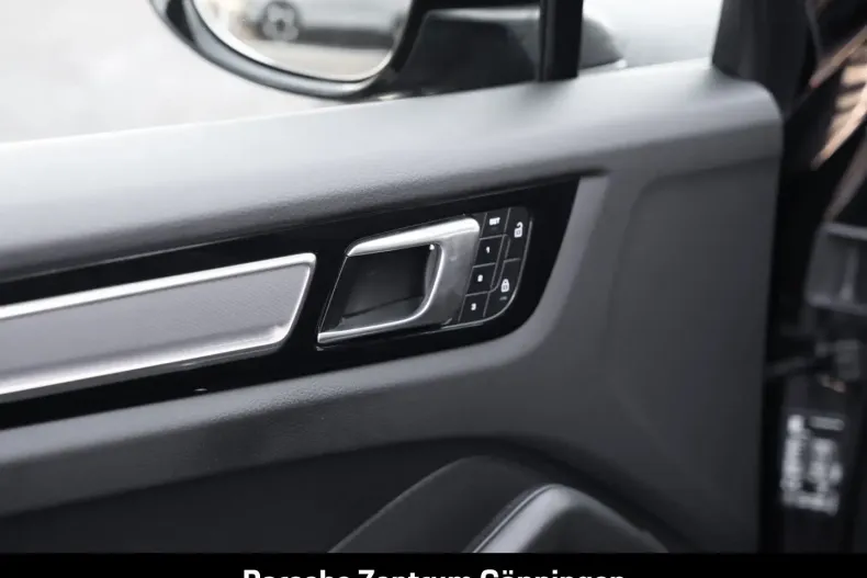 Porsche Cayenne din 2022 cu 44.990 km - oferta POR175023 - foto 19