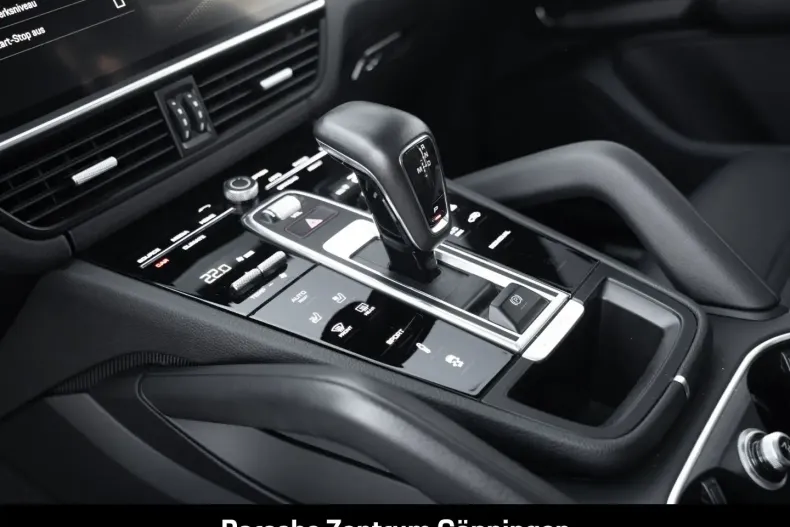 Porsche Cayenne din 2022 cu 44.990 km - oferta POR175023 - foto 26