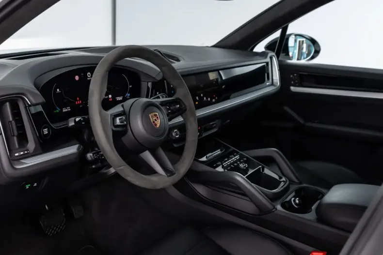 Porsche Cayenne din 2024 cu 38.580 km - oferta POR175030 - foto 7