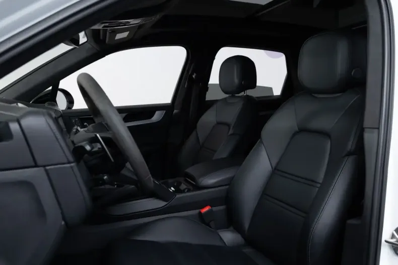 Porsche Cayenne din 2024 cu 38.580 km - oferta POR175030 - foto 10