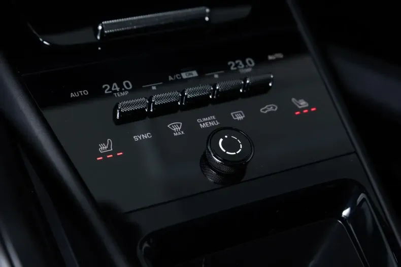 Porsche Cayenne din 2024 cu 38.580 km - oferta POR175030 - foto 13