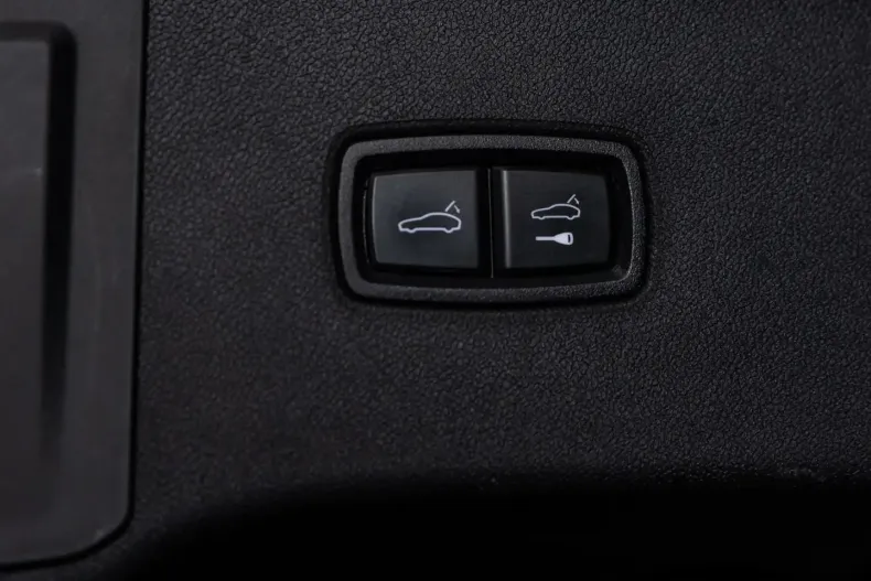 Porsche Cayenne din 2024 cu 38.580 km - oferta POR175030 - foto 19