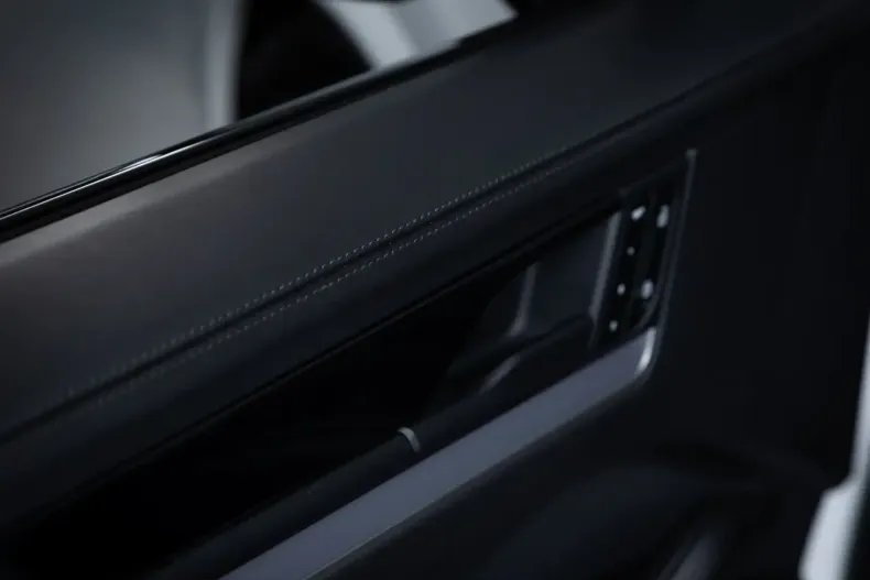 Porsche Cayenne din 2024 cu 38.580 km - oferta POR175030 - foto 27