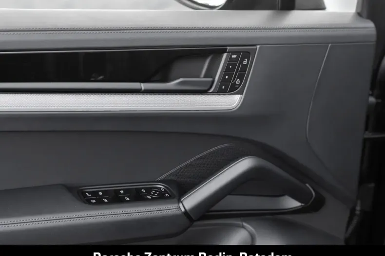 Porsche Cayenne din 2023 cu 28.631 km - oferta POR175034 - foto 22