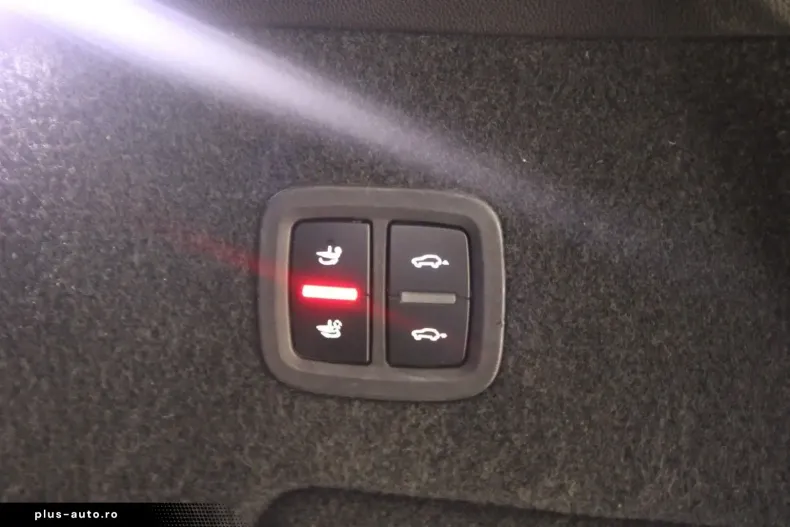 Porsche Cayenne din 2023 cu 59.222 km - oferta POR175036 - foto 11