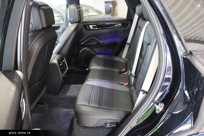 Porsche Cayenne din 2023 cu 59.222 km - oferta POR175036 - foto 13