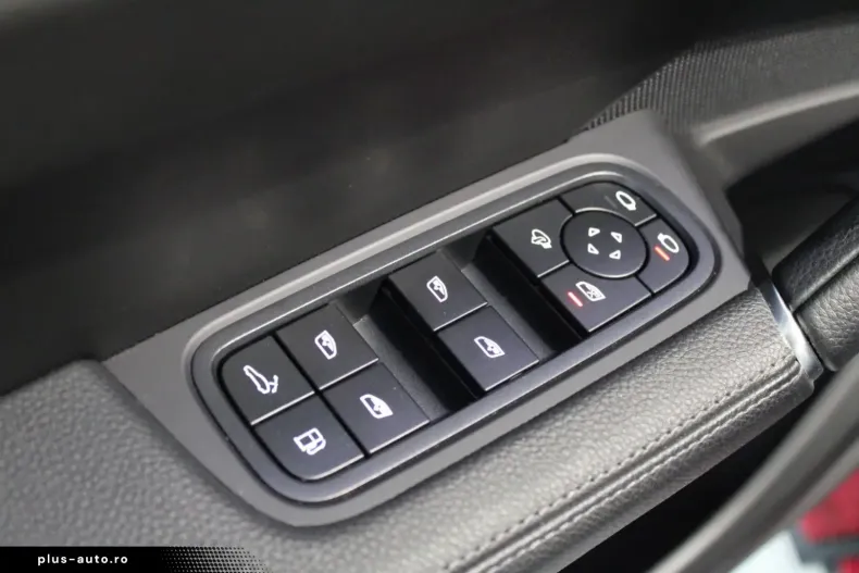 Porsche Cayenne din 2023 cu 59.222 km - oferta POR175036 - foto 17