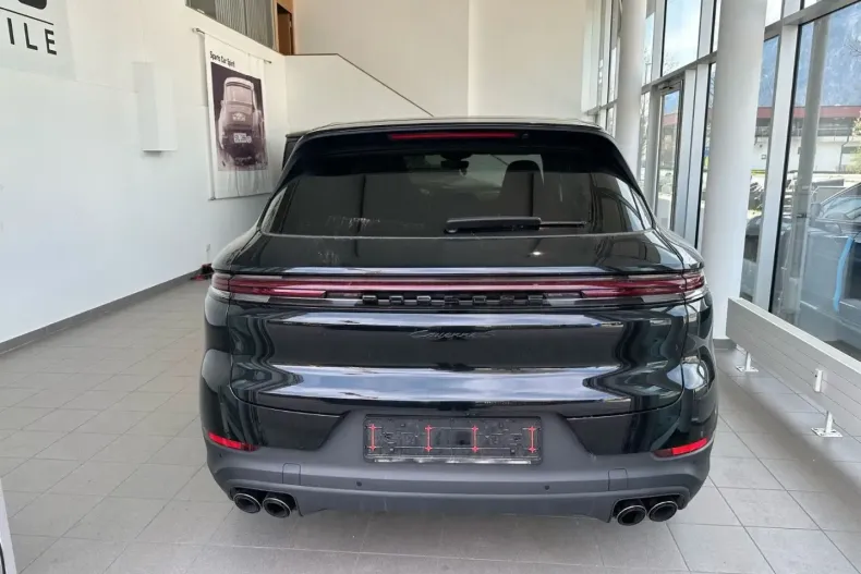 Porsche Cayenne din 2025 cu 6.000 km - oferta POR175038 - foto 8