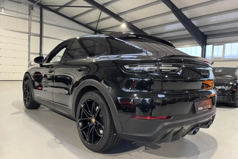 Porsche Cayenne din 2023 cu 37.500 km - oferta POR175061 - foto 8