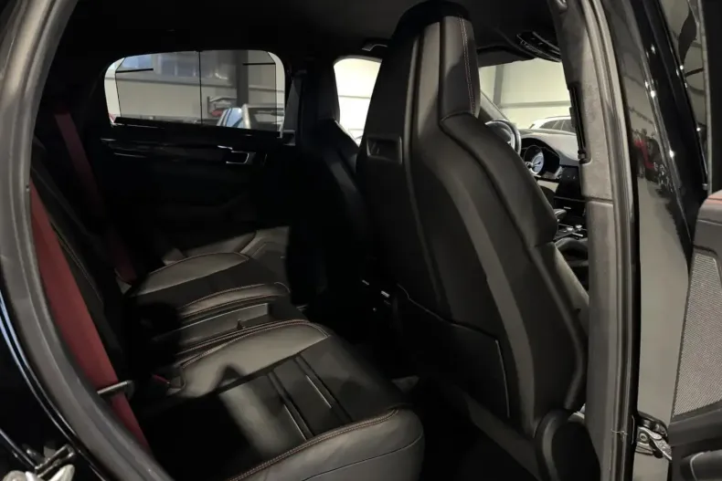 Porsche Cayenne din 2023 cu 37.500 km - oferta POR175061 - foto 34