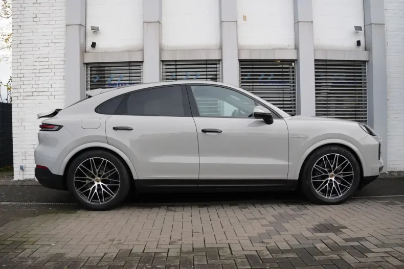Porsche Cayenne din 2024 cu 24.000 km - oferta POR175063 - foto 6