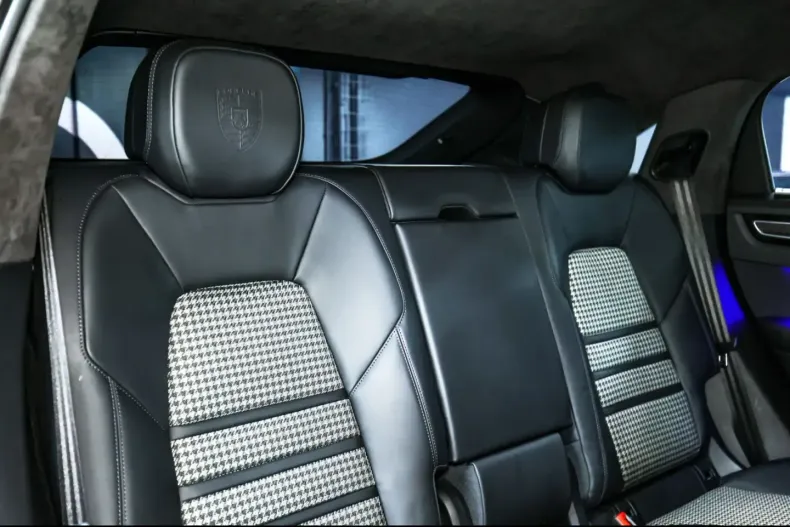 Porsche Cayenne din 2023 cu 31.150 km - oferta POR175064 - foto 18