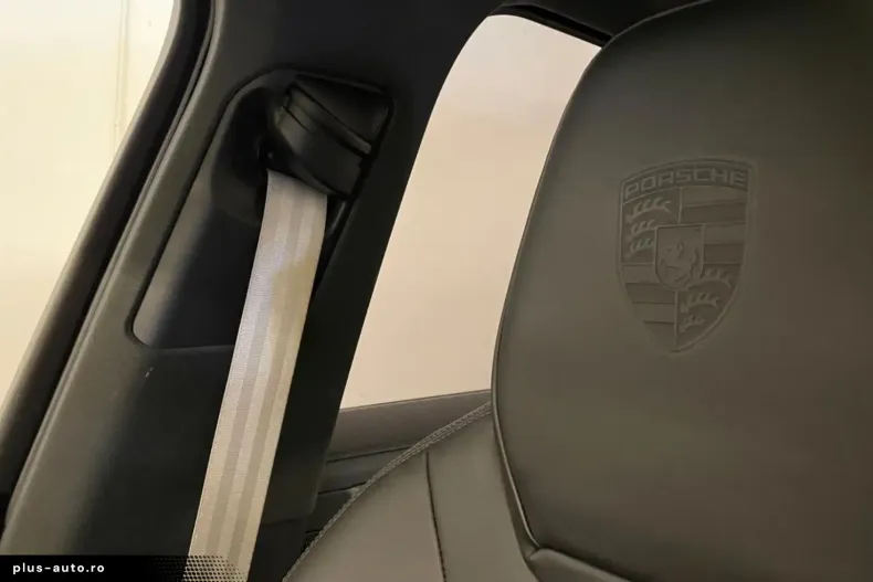 Porsche Cayenne din 2023 cu 29.922 km - oferta POR175065 - foto 18