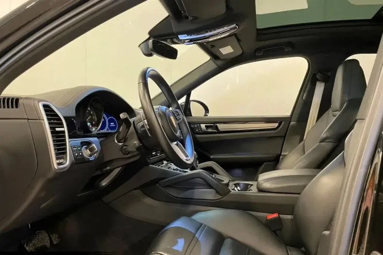 Porsche Cayenne din 2023 cu 29.922 km - oferta POR175065 - foto 22