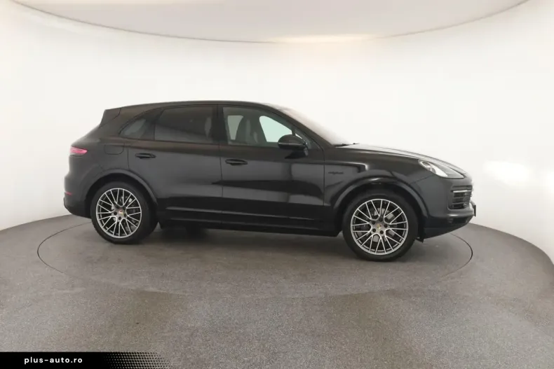Porsche Cayenne din 2023 cu 44.300 km - oferta POR175067 - foto 30