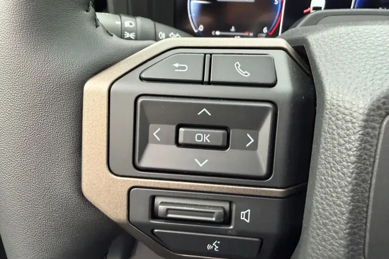 Toyota Land Cruiser din 2024 cu 36.234 km - oferta TOY175074 - foto 37