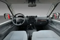 Toyota Land Cruiser din 2025 cu 9.000 km - oferta TOY175076 - foto 8