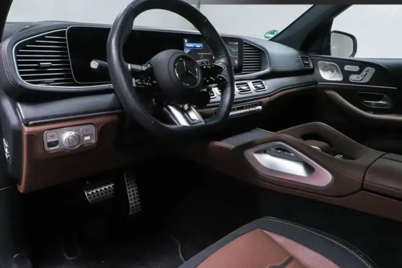 Mercedes-Benz GLE 53 AMG din 2024 cu 9.832 km - oferta MER175077 - foto 6