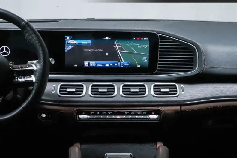 Mercedes-Benz GLE 53 AMG din 2024 cu 9.832 km - oferta MER175077 - foto 7