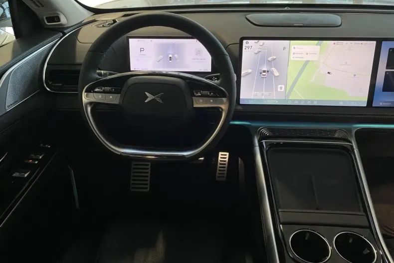 XPENG G9 din 2025 cu 13.802 km - oferta XPE175080 - foto 3