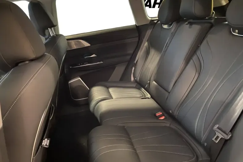 XPENG G9 din 2025 cu 13.802 km - oferta XPE175080 - foto 6