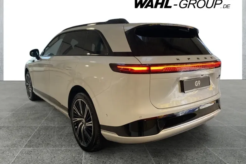 XPENG G9 din 2025 cu 13.802 km - oferta XPE175080 - foto 7