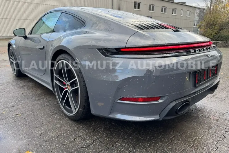 Porsche 992 din 2025 cu 8.500 km - oferta POR175087 - foto 4