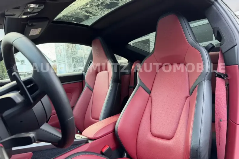 Porsche 992 din 2025 cu 8.500 km - oferta POR175087 - foto 9