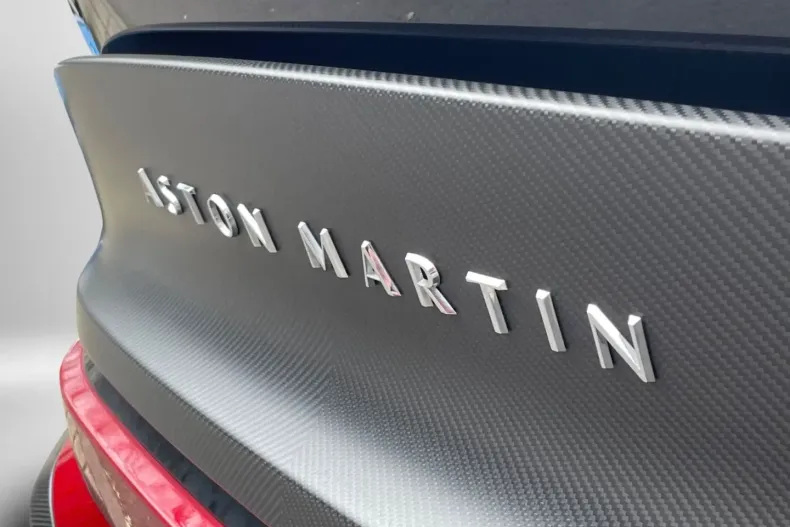 Aston Martin Vanquish din 2025 cu 6.001 km - oferta AST175089 - foto 12